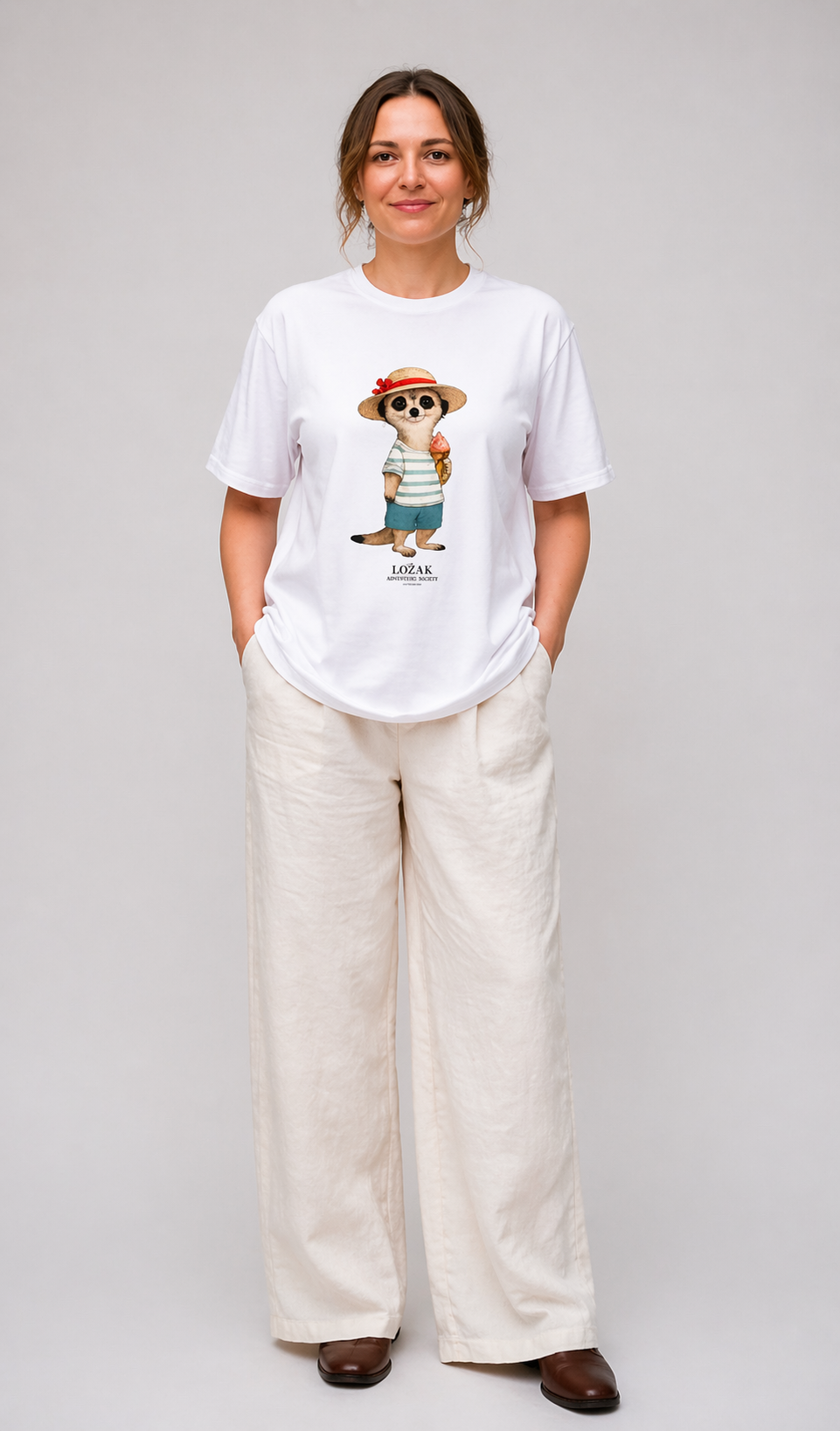 LOŽAK Explorer Meerkat Garden Classic Cotton Tee