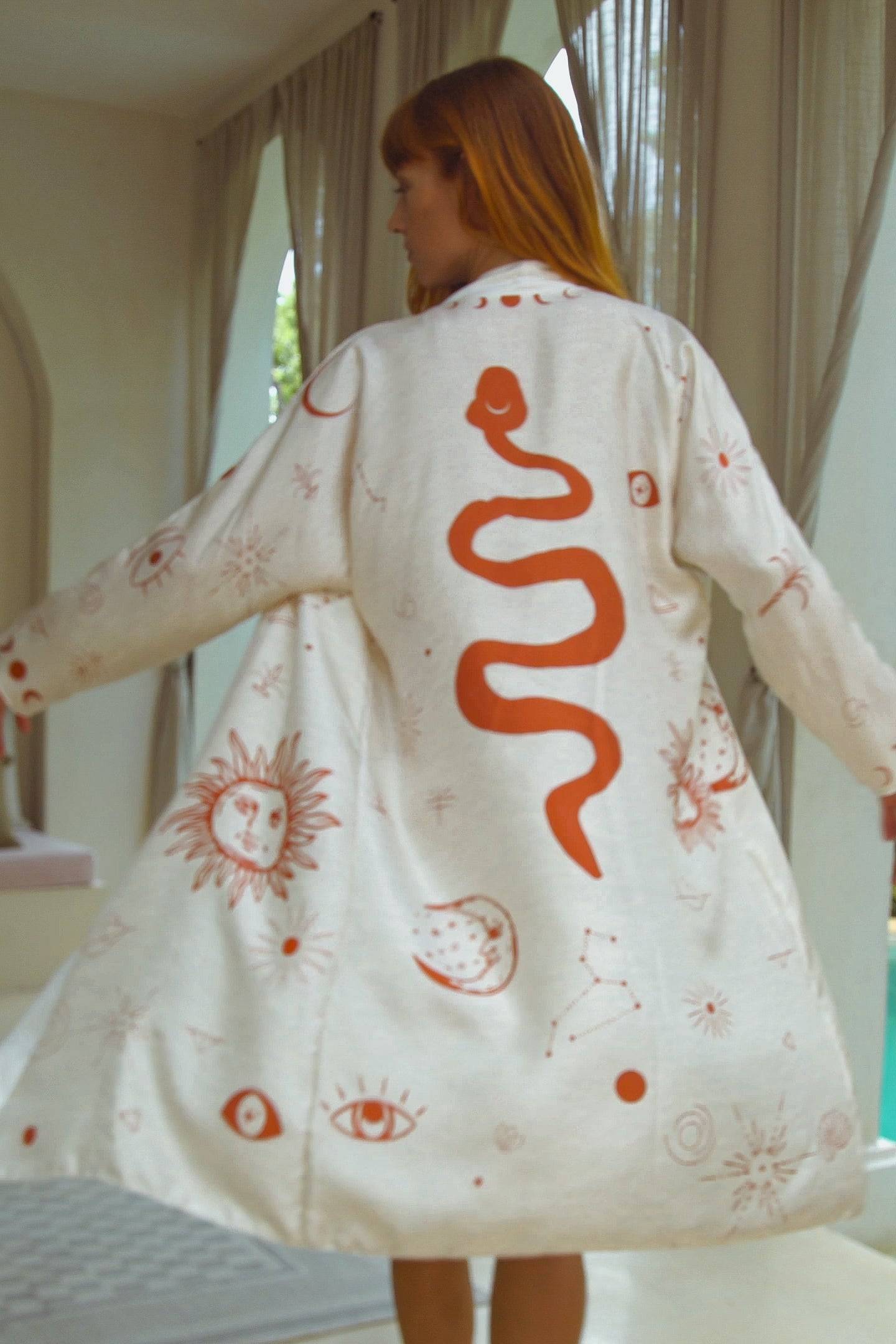 Karališkas kimono „Dalaman Dreamer“ iš tvaraus šilko