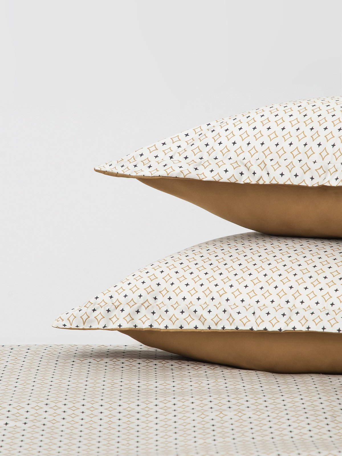 L’ARTE MILANO satino patalynės komplektas – 400 siūlų tankis, medvilnė ir tencelis (160×200 cm)