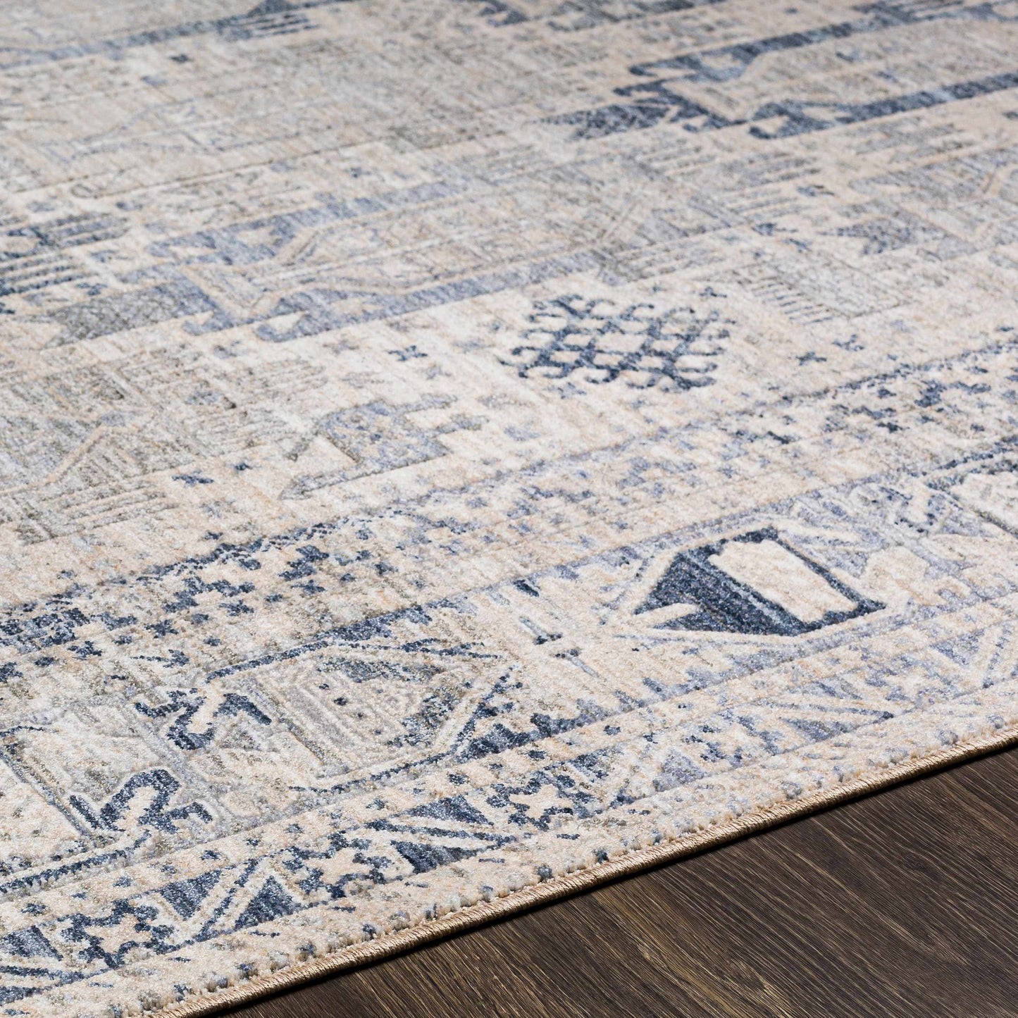 Hozat Area Rug - Clearance-4